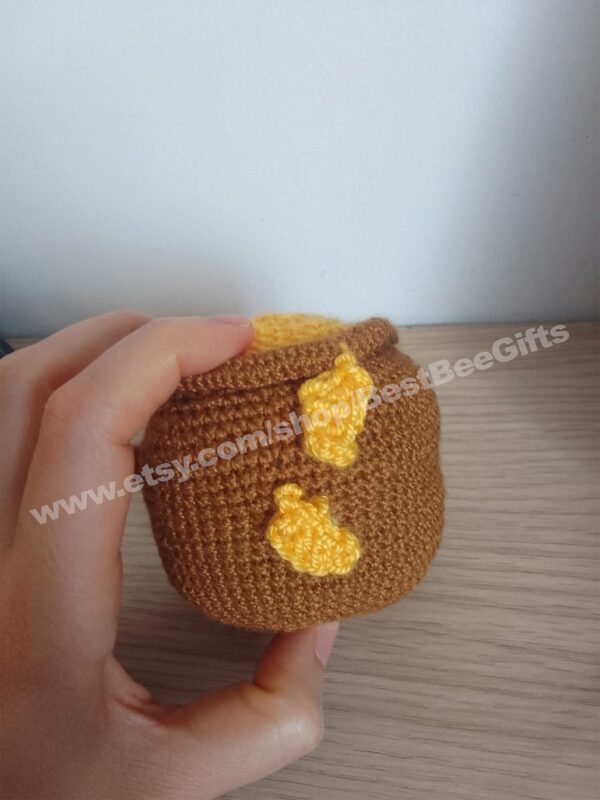 Honey Pot Pattern | Crochet Honey Pot | No Sew Amigurumi | Honeypot Baby Shower Gift | Honey Dipper Crochet | Honey Bee Pot | Honey Pot Gift